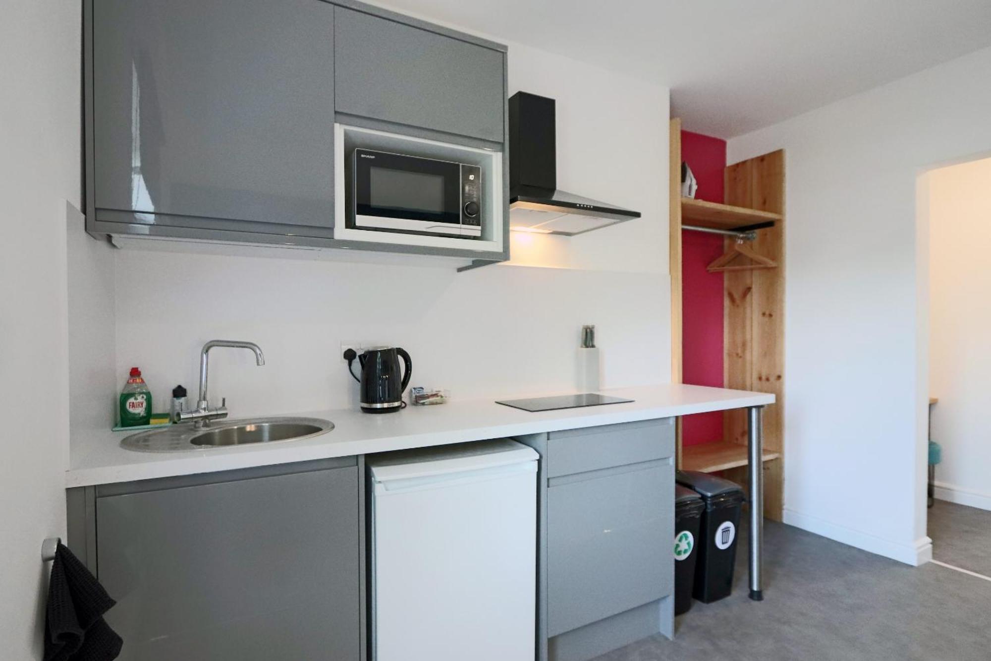 Deluxe Studio Apartments Derby Camera foto
